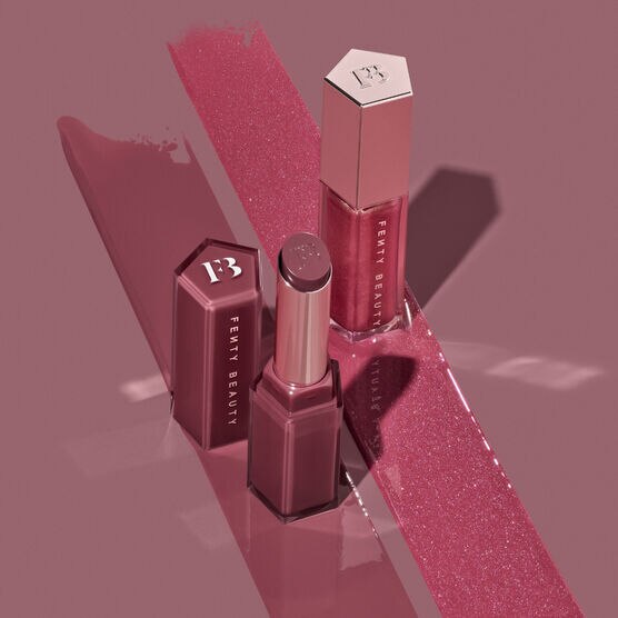 GLOSS BOMB GLOSS EM BAST�O 'RIRI